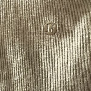 Lululemon crop tank with cutout chest. Size 4